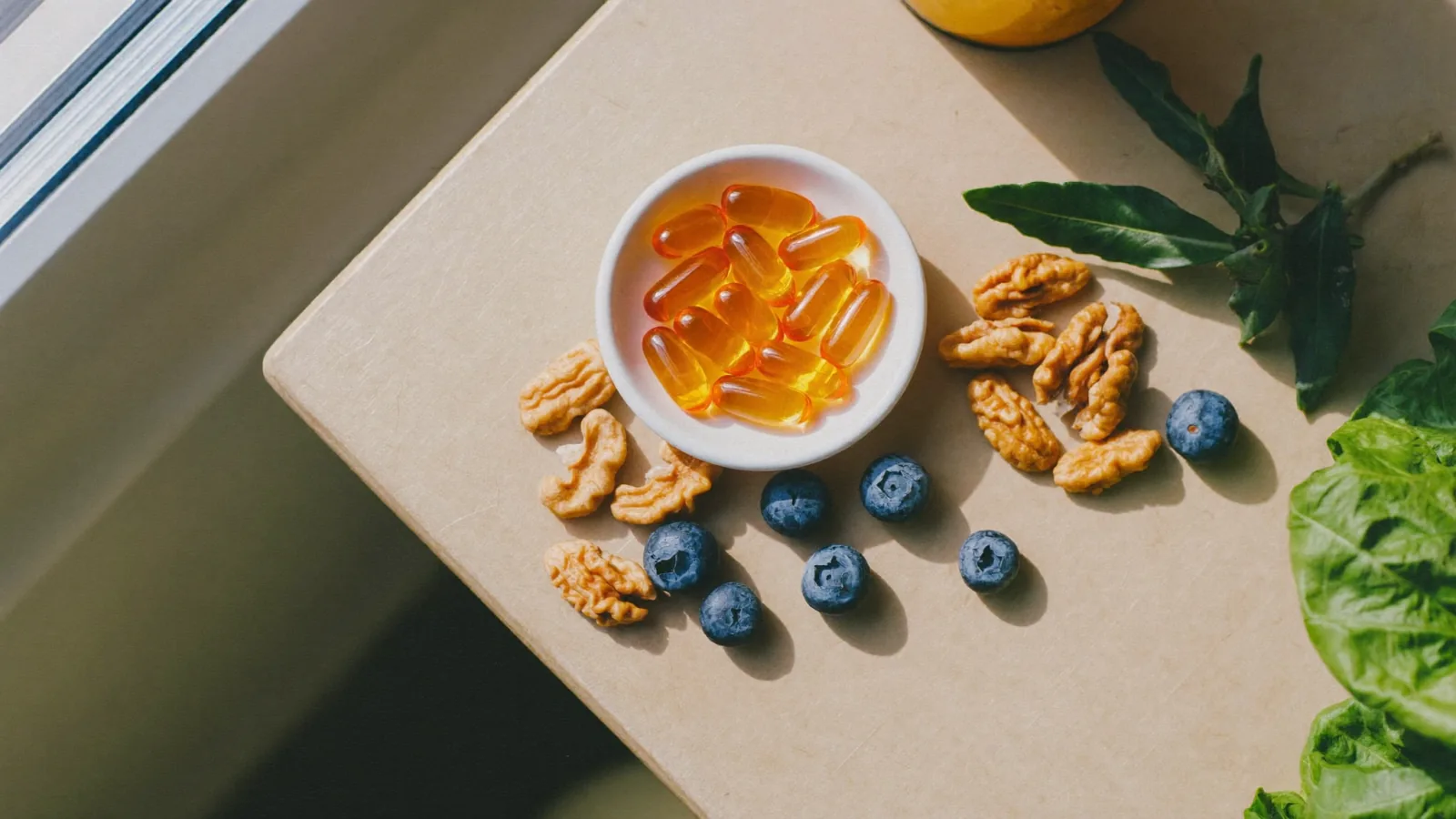 Omega-3 supplements with walnuts and blueberries used to support brain recovery after a concussion